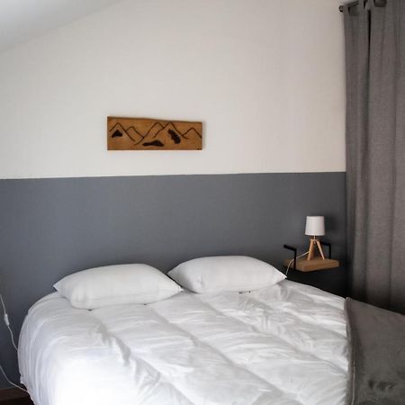 Logement Cosy 4/6 Pers - Quartier Historique Calme コテレ エクステリア 写真