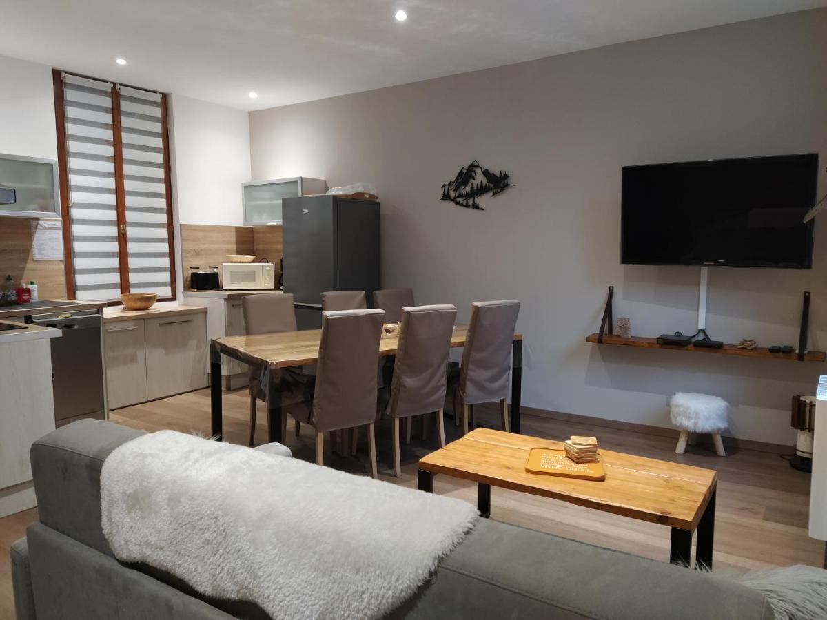 Logement Cosy 4/6 Pers - Quartier Historique Calme コテレ エクステリア 写真